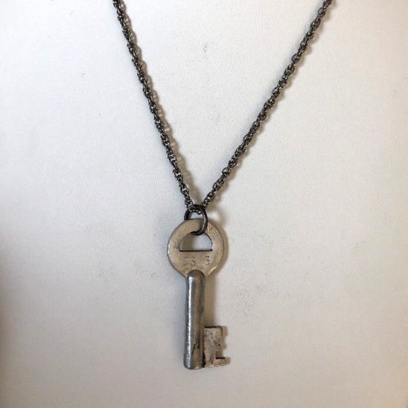 Chain Jewelry Key Necklace Reclaimed Metal - Picture 1 of 6